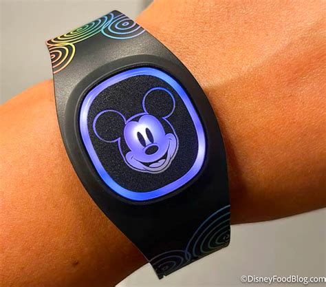 disney magicband plus